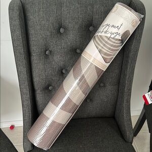 NEW Sealed 5-mm Yoga Mat Evolve